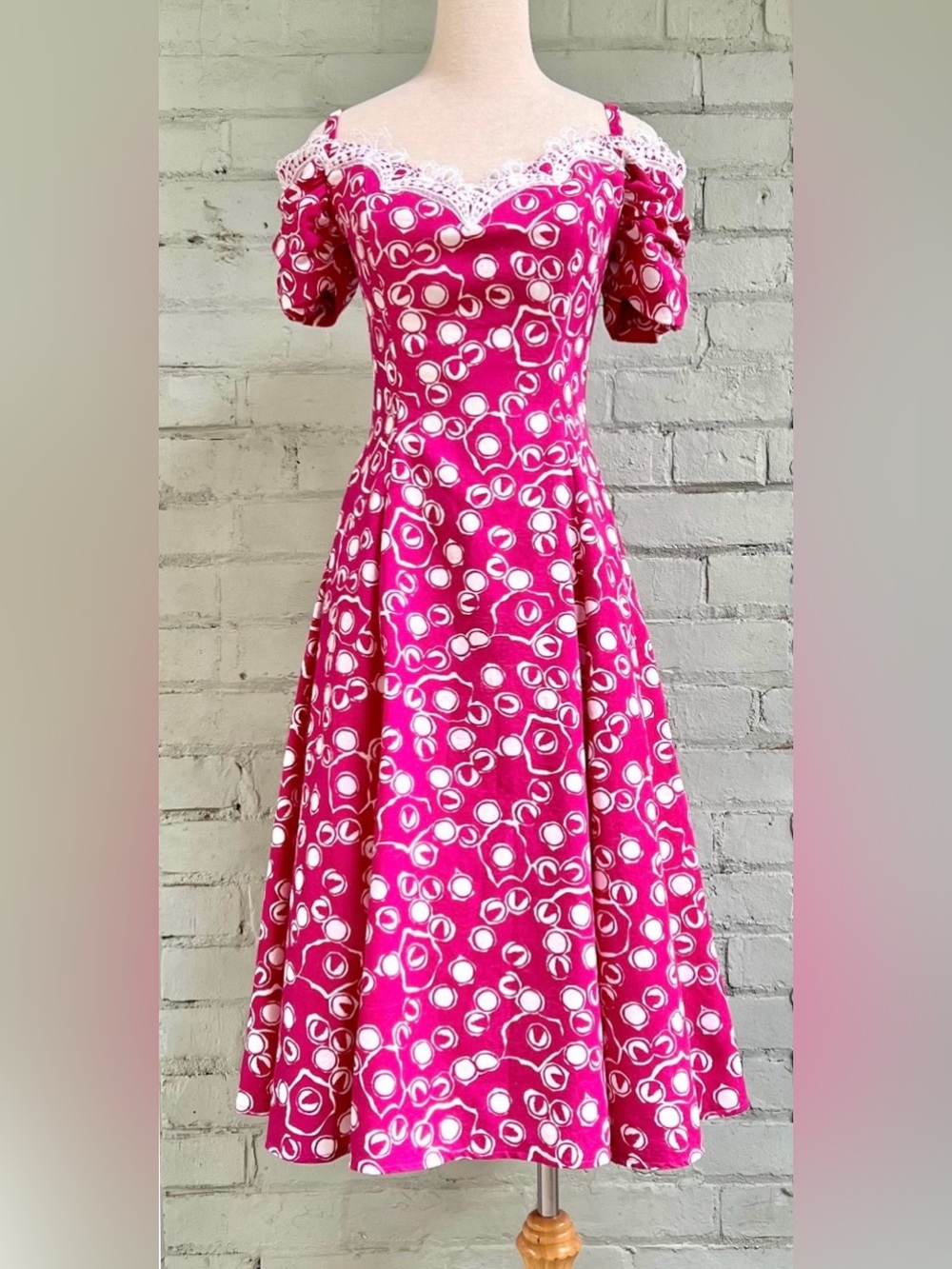 Vintage 80s Floral Fit-and-Flare Dress with Puff Sleeves